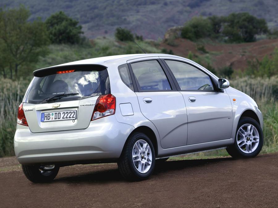  Chevrolet Kalos 5-Door 2003 года  (фото 8 из 16)